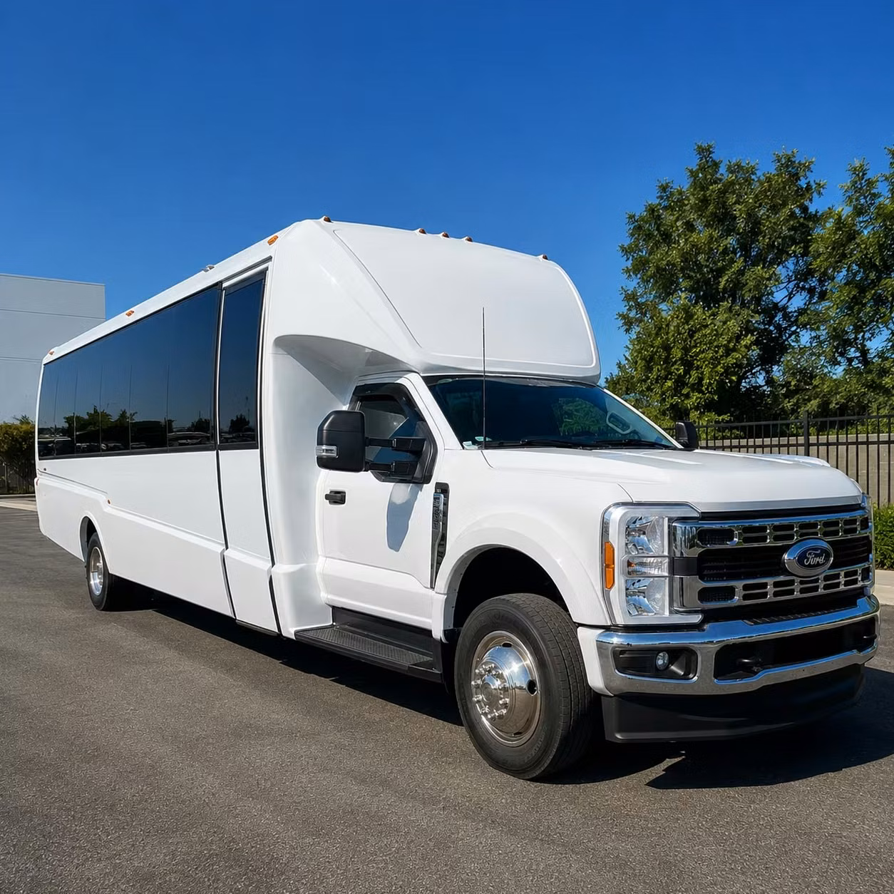 15 passenger minibus