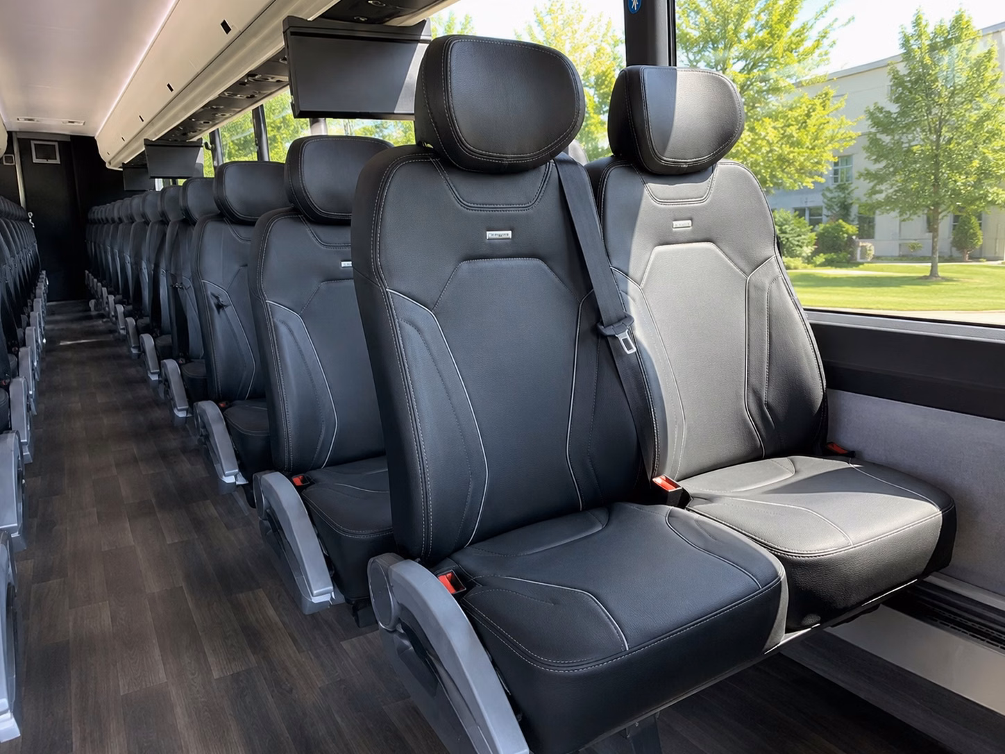 coachbusoklahomacity com connects okc companies with charter buses for sports events retreats and team travel