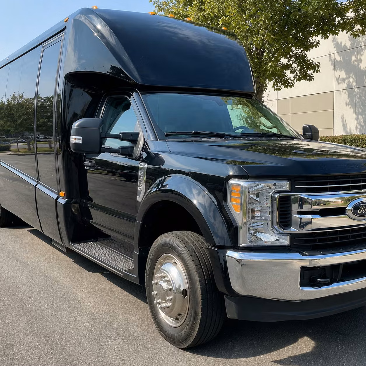 minibus rentals for smaller okc prom groups keep everyone together without overpaying
